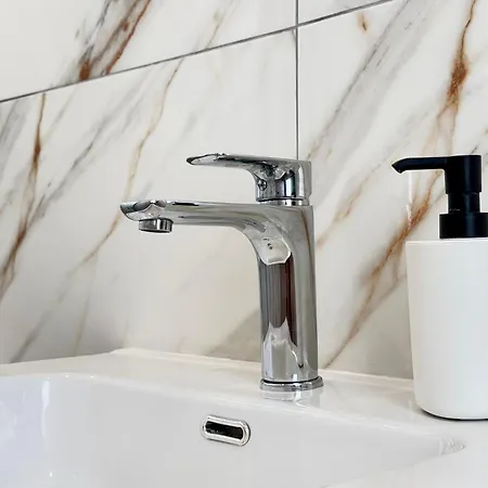 Appartement Romantic Penthouse, With Amazing View, In 